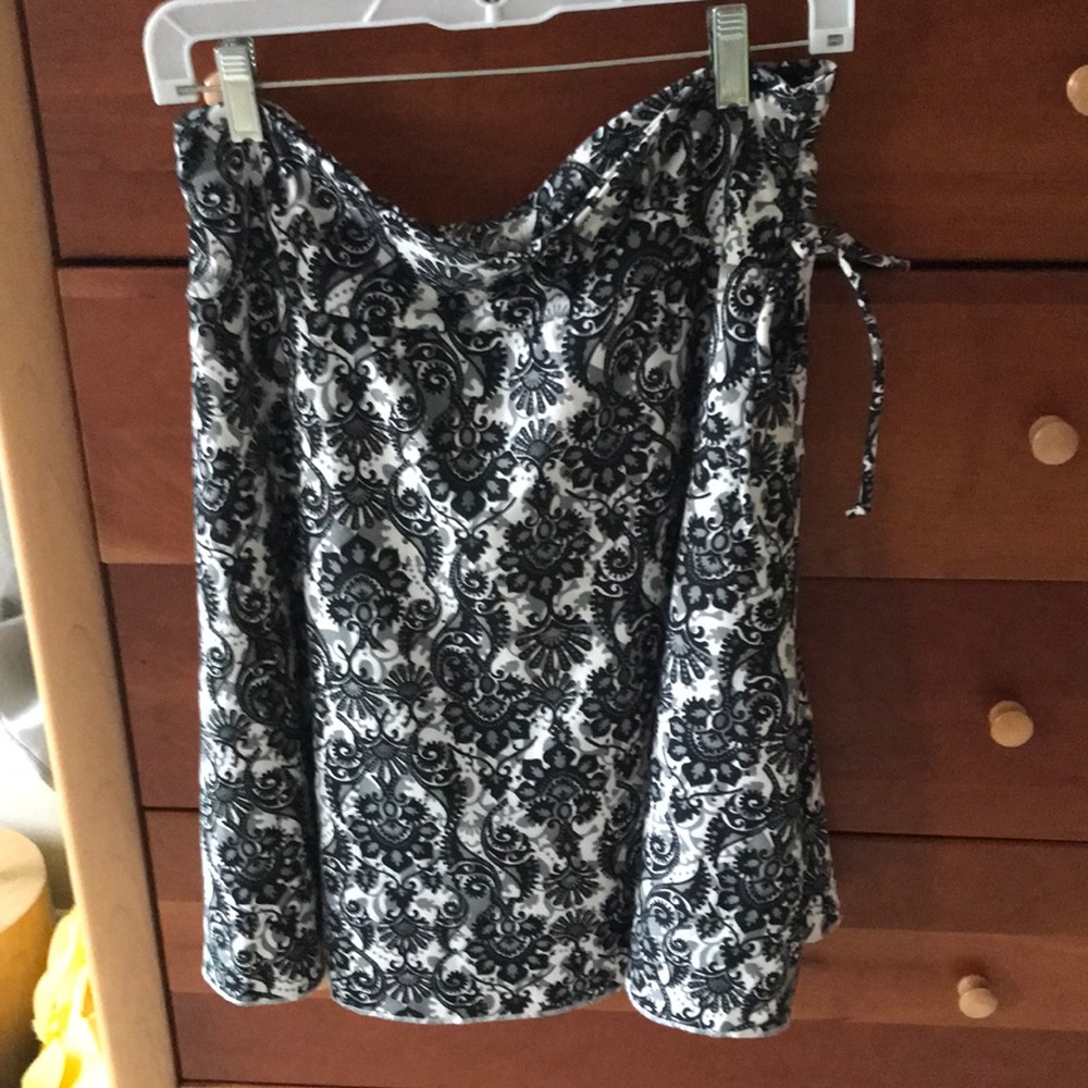 Lola skirt, pull on, size L